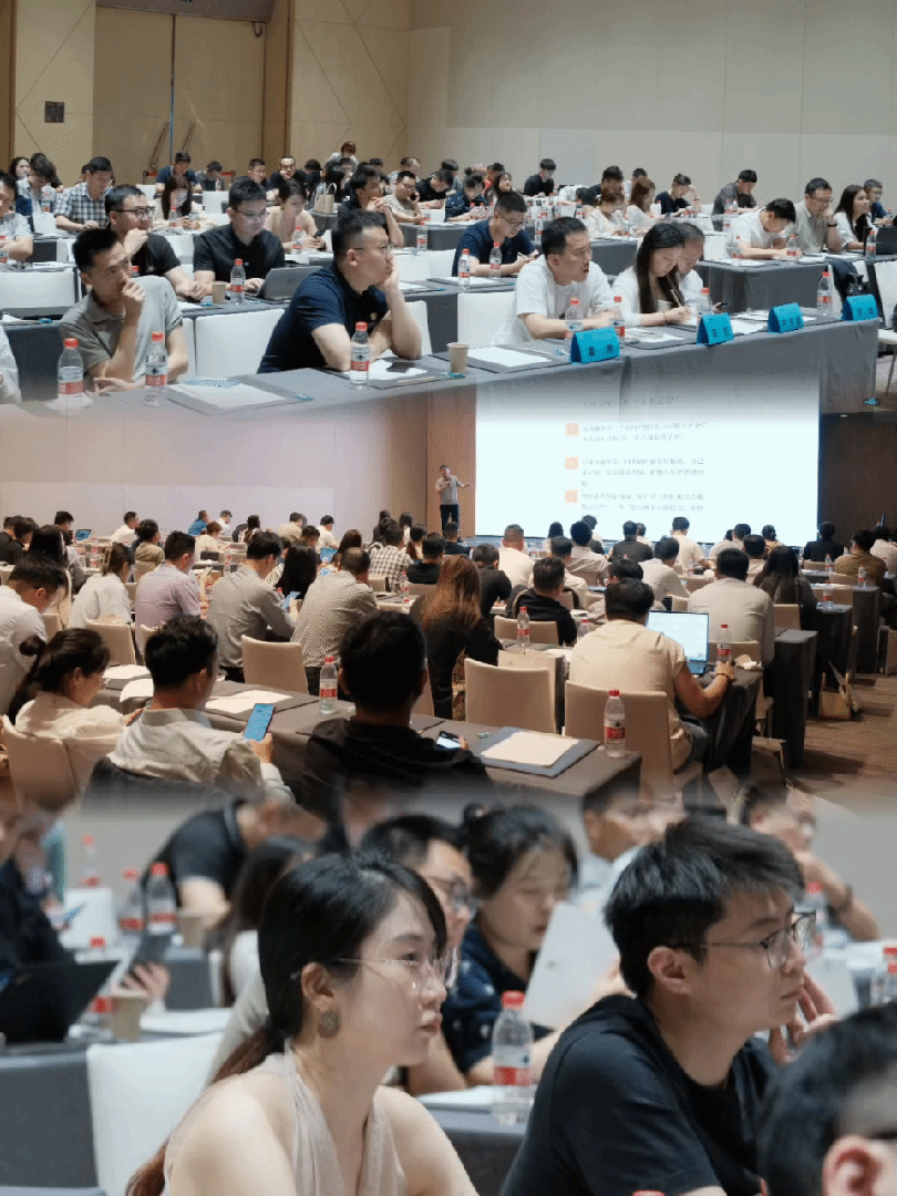 轮播图1.gif